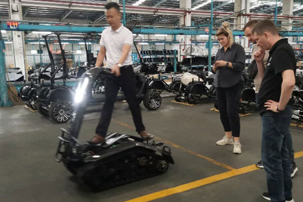 2024 Plana elur motako saltzaile batengandik