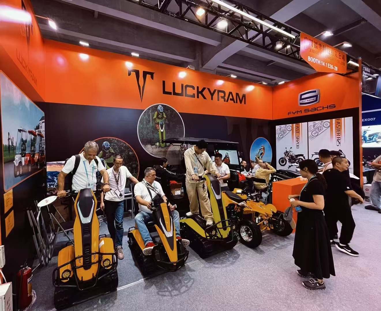 Luckyram ATV-k atzerriko erosleen begiak 136. Kanton azokan harrapatzen ditu